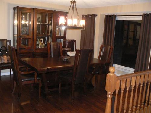 4449 Silverwood Crescent, High Prairie, AB - Indoor Photo Showing Dining Room