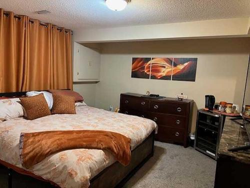 4449 Silverwood Crescent, High Prairie, AB - Indoor Photo Showing Bedroom