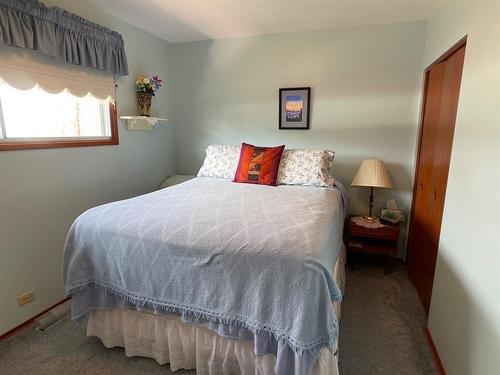 73528 Range Road 133, Joussard, AB - Indoor Photo Showing Bedroom