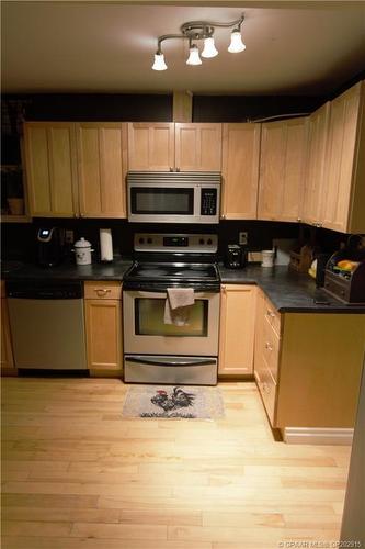 4928 58 Avenue, High Prairie, AB - Indoor Photo Showing Kitchen