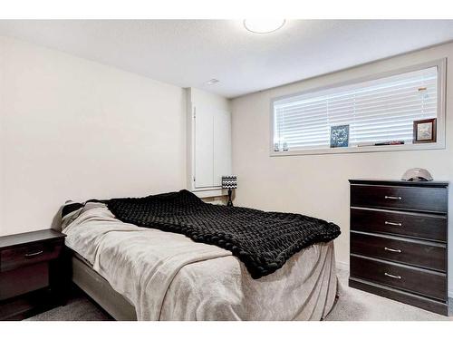 100 Pinnacle Boulevard, Grande Prairie, AB - Indoor Photo Showing Bedroom