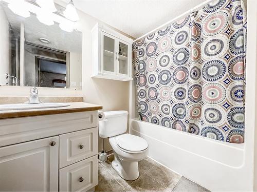 102-10017 103 Avenue, Grande Prairie, AB - Indoor Photo Showing Bathroom