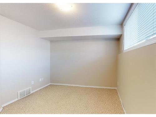 2-10016 103 Avenue, Grande Prairie, AB - Indoor Photo Showing Other Room