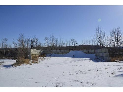 10601 77 Street, Peace River, AB 