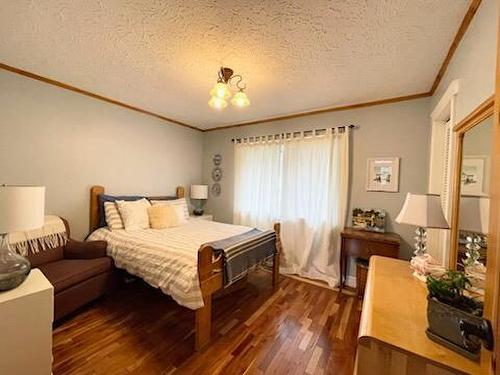 80211 Range Road 201, Rural Smoky River No. 130, M.D. Of, AB - Indoor Photo Showing Bedroom
