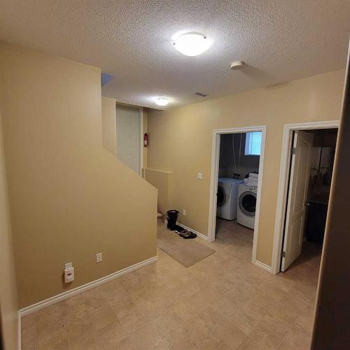 7013 99 Street, Peace River, AB - Indoor Photo Showing Other Room