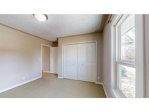 10409 96A Street, Grande Prairie, AB - Indoor Photo Showing Other Room