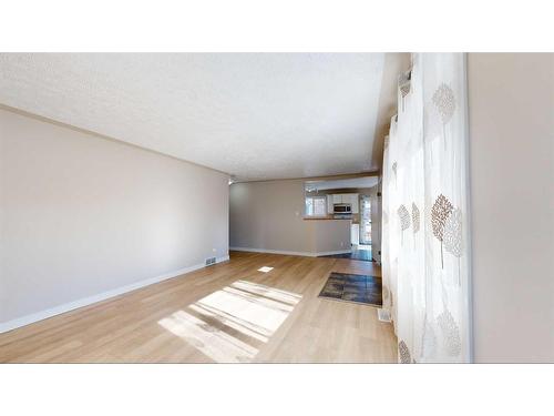 10409 96A Street, Grande Prairie, AB - Indoor Photo Showing Other Room