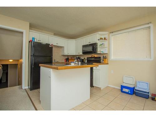 9429 129 Avenue, Grande Prairie, AB - Indoor Photo Showing Kitchen