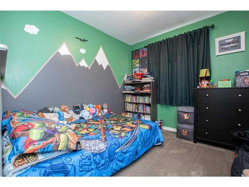 10621 119 Avenue, Grande Prairie, AB - Indoor Photo Showing Bedroom