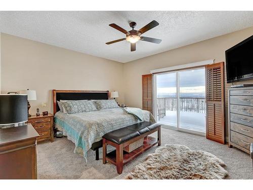 713019 94 Range Road, Rural Grande Prairie No. 1, County Of, AB - Indoor Photo Showing Bedroom