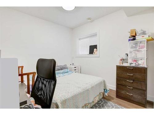 11420 106 Avenue, Grande Prairie, AB - Indoor Photo Showing Bedroom