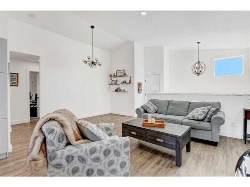 11420 106 Avenue, Grande Prairie, AB - Indoor Photo Showing Living Room