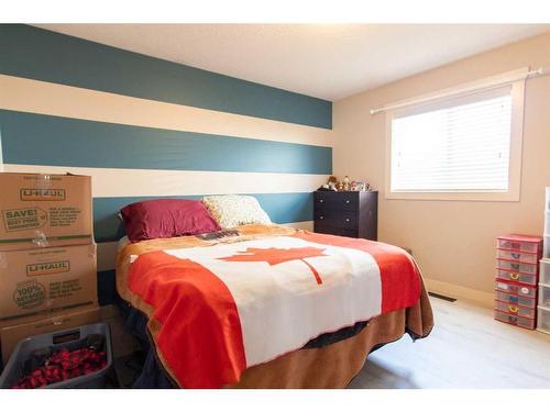 7021 87 Street, Grande Prairie, AB - Indoor Photo Showing Bedroom