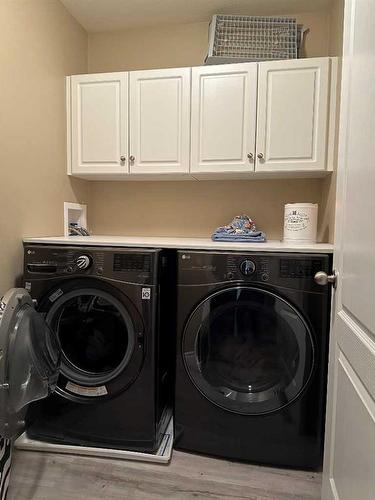 11226 71 Avenue, Grande Prairie, AB - Indoor Photo Showing Laundry Room