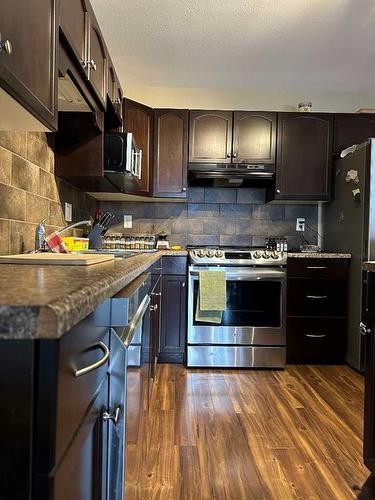 11226 71 Avenue, Grande Prairie, AB - Indoor Photo Showing Kitchen