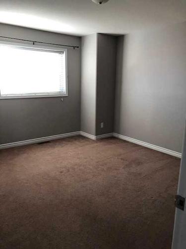 11224 71 Avenue, Grande Prairie, AB - Indoor Photo Showing Other Room
