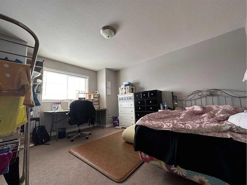 11224 71 Avenue, Grande Prairie, AB - Indoor Photo Showing Bedroom