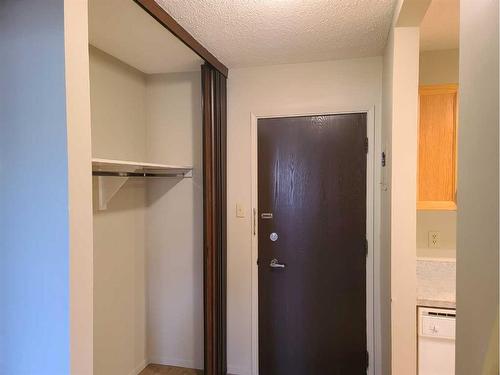 307-7802 99 Street, Peace River, AB - Indoor