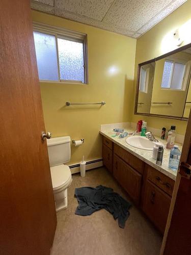 5839 49 Street, High Prairie, AB - Indoor Photo Showing Bathroom