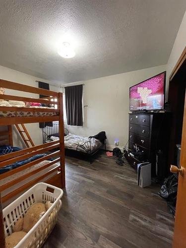 5839 49 Street, High Prairie, AB - Indoor Photo Showing Bedroom