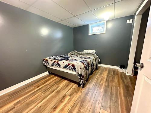 9239 107 Avenue, Grande Prairie, AB - Indoor Photo Showing Bedroom