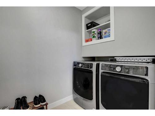 10653 152B Avenue, Rural Grande Prairie No. 1, County Of, AB - Indoor Photo Showing Laundry Room