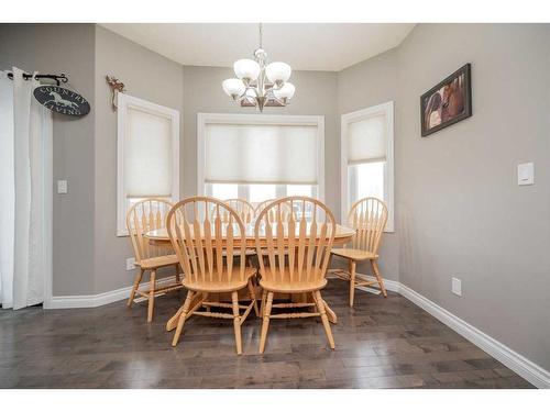 11210 81 Avenue, Grande Prairie, AB - Indoor Photo Showing Dining Room