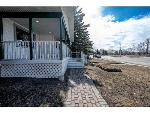 10215 102 Street, Grande Prairie, AB 