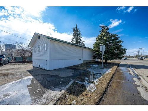 10215 102 Street, Grande Prairie, AB 