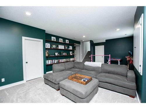 11306 59 Avenue, Grande Prairie, AB - Indoor Photo Showing Living Room