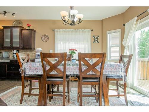 8833 73 Avenue, Grande Prairie, AB - Indoor Photo Showing Dining Room