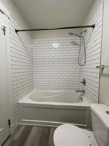 4313-50A Avenue, High Prairie, AB - Indoor Photo Showing Bathroom