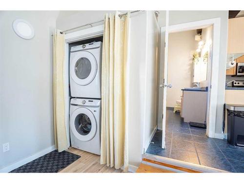 9404 103 Avenue, Grande Prairie, AB - Indoor Photo Showing Laundry Room