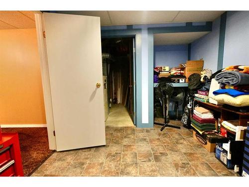 9109 136 Avenue, Peace River, AB - Indoor Photo Showing Other Room