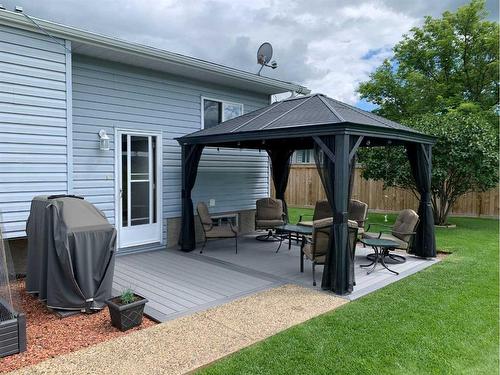 9109 136 Avenue, Peace River, AB - Outdoor