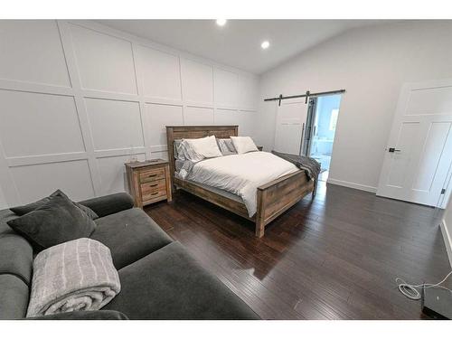 5814 90 Street, Grande Prairie, AB - Indoor Photo Showing Bedroom