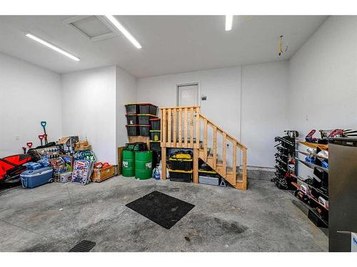 5814 90 Street, Grande Prairie, AB - Indoor Photo Showing Garage