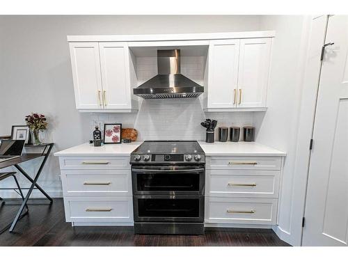 5814 90 Street, Grande Prairie, AB - Indoor Photo Showing Kitchen