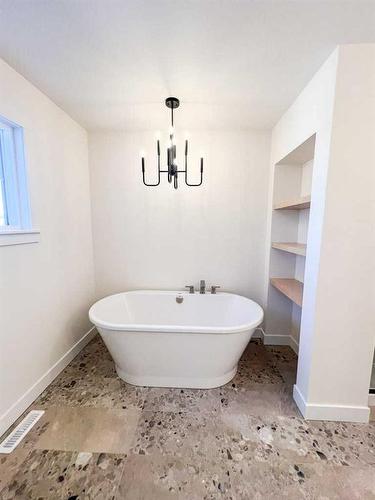 9801 89A Street, Grande Prairie, AB - Indoor Photo Showing Bathroom