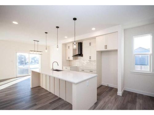 9801 89A Street, Grande Prairie, AB - Indoor Photo Showing Kitchen With Upgraded Kitchen