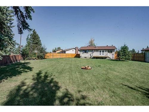 5237 54 Avenue, Berwyn, AB - Outdoor With Backyard