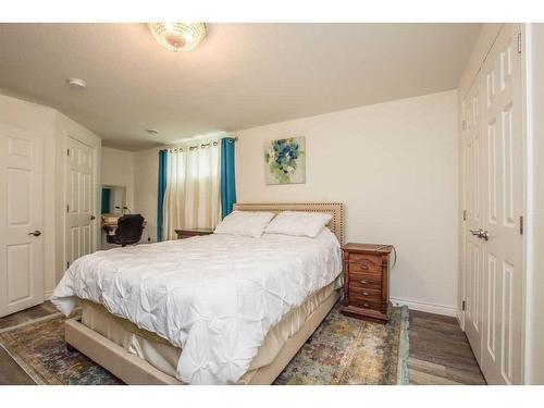 11826 86A Street, Grande Prairie, AB - Indoor Photo Showing Bedroom