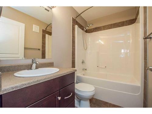 11826 86A Street, Grande Prairie, AB - Indoor Photo Showing Bathroom