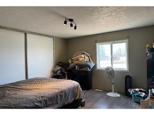 82122 Range Road 55, Rural Fairview No. 136, M.D. Of, AB - Indoor Photo Showing Bedroom