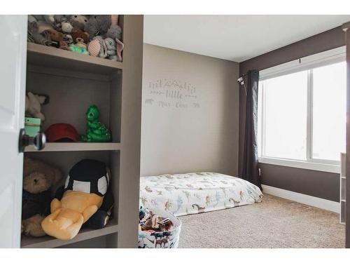 7518 115B Street, Grande Prairie, AB - Indoor Photo Showing Bedroom