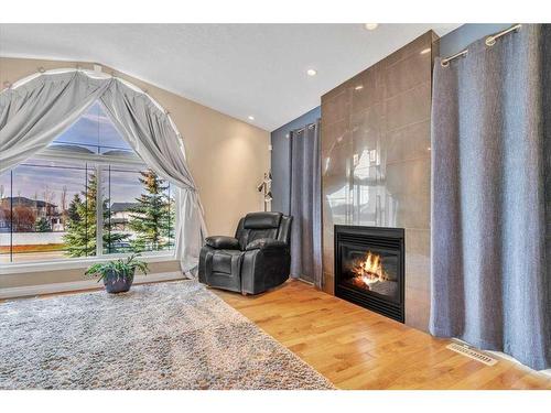 7811 Westminster Way, Rural Grande Prairie No. 1, County Of, AB - Indoor Photo Showing Living Room With Fireplace