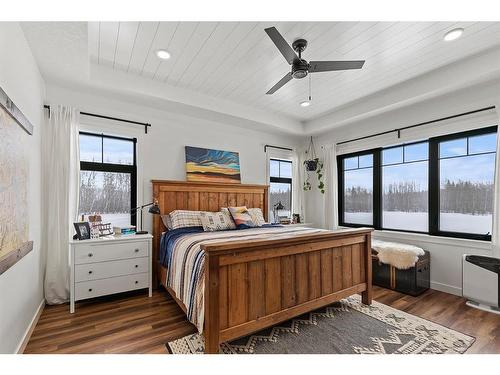 745038 Range Road 51, Rural Grande Prairie No. 1, County Of, AB - Indoor Photo Showing Bedroom