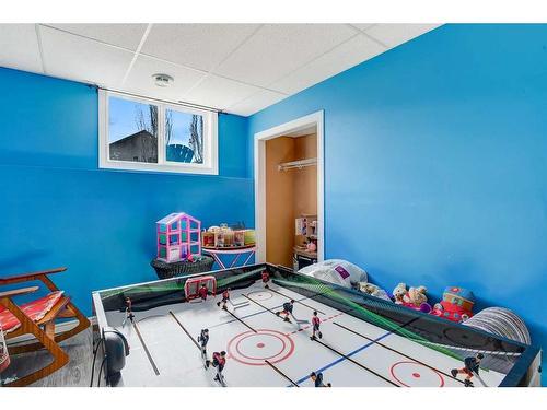 10905 67 Avenue, Grande Prairie, AB - Indoor Photo Showing Bedroom