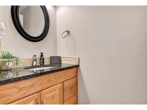 70023B 710 Township, Rural Grande Prairie No. 1, County Of, AB - Indoor Photo Showing Bathroom